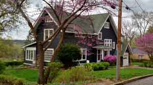 907-shingle-style-arts-and crafts home