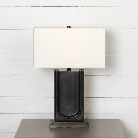 Benjamin_Table_Lamp