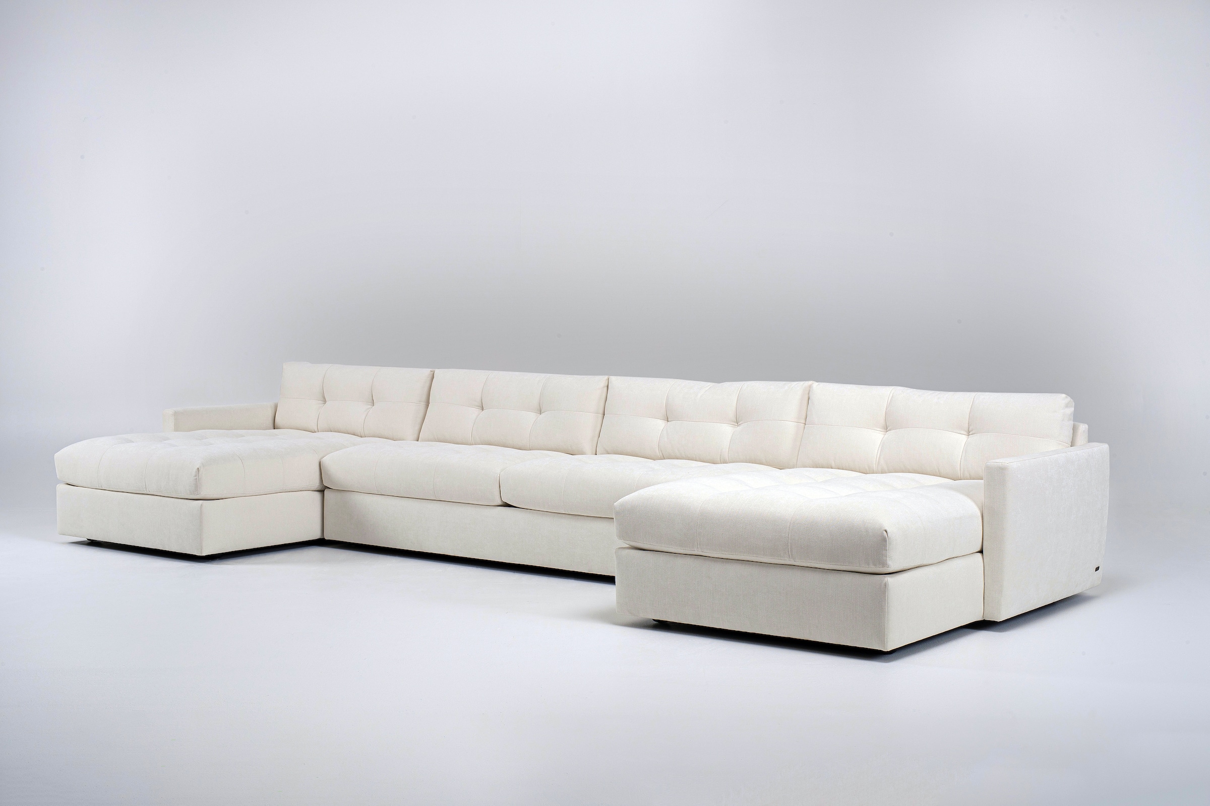 low-leg-sofa-design-carmet