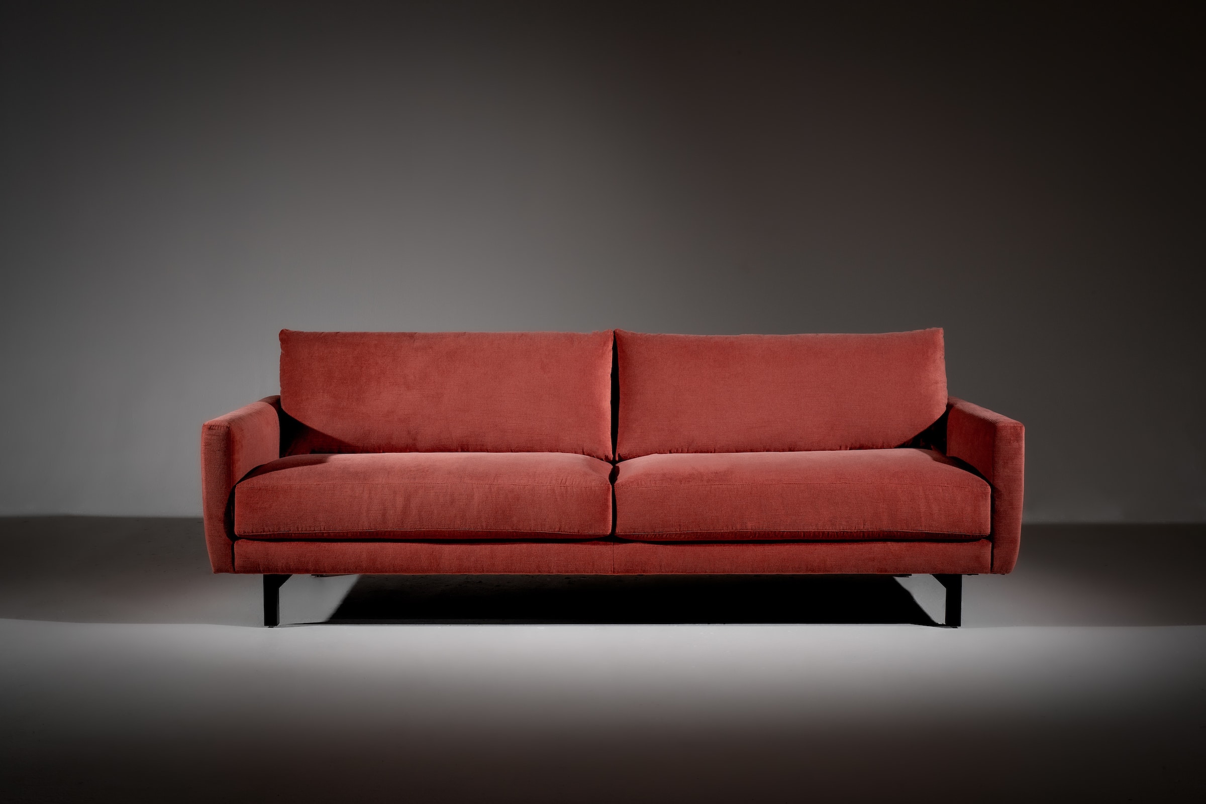 high-leg-sofa-design-carmet