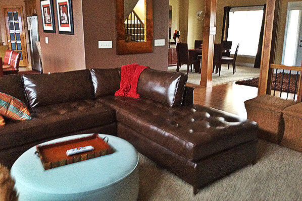 colton_leather_sectional_ottoman