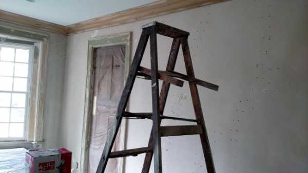 restoration_hardway_walls_cove_trim